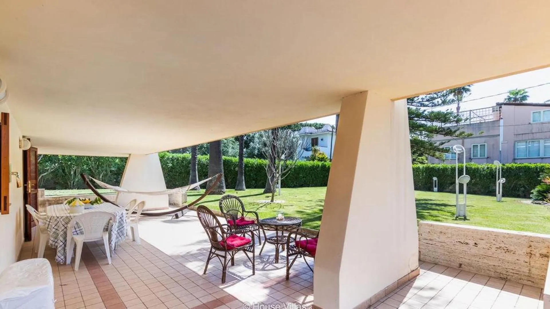 Carma Apartment Fontane Bianche