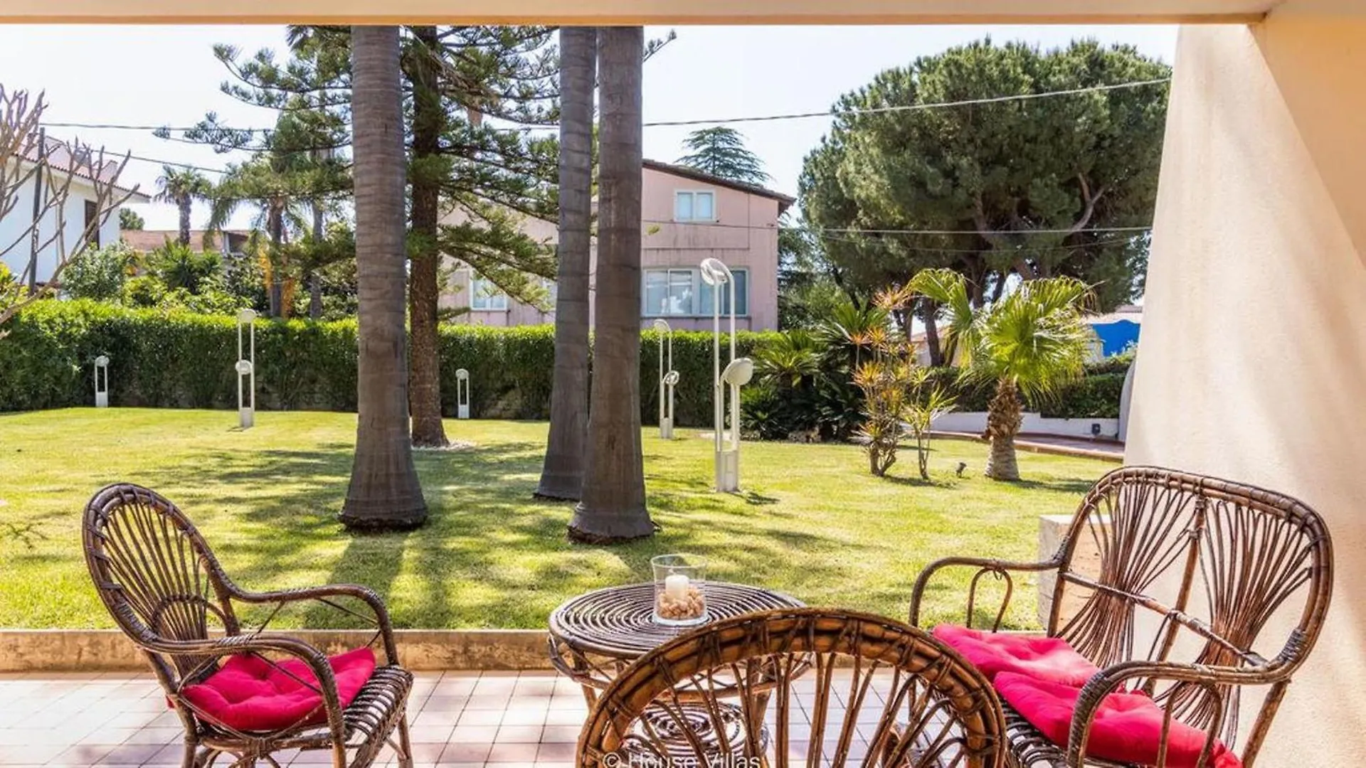 Carma Apartment Fontane Bianche 0*,  Italy